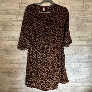 Old Navy Leopard/Cheetah Split Neck Shirt Dress/ Sz-Large/ Lined-Covered Buttons